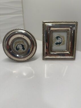 Two’s company small picture frames